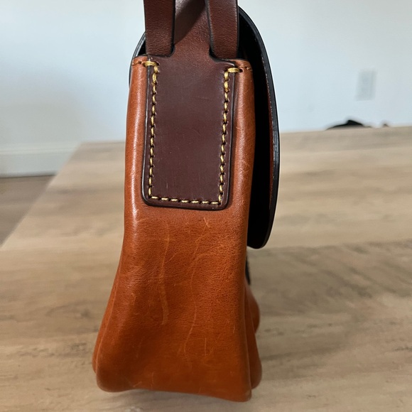 Dooney & Bourke Chestnut Leather shoulder bag - Picture 4 of 10